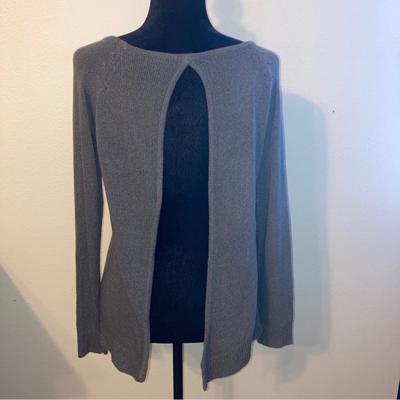 Millau Open Back Tunic Sweater Gray Small - Picture 4 of 4